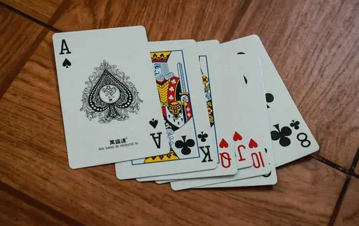 Come giocare a cuori (nel modo giusto!)